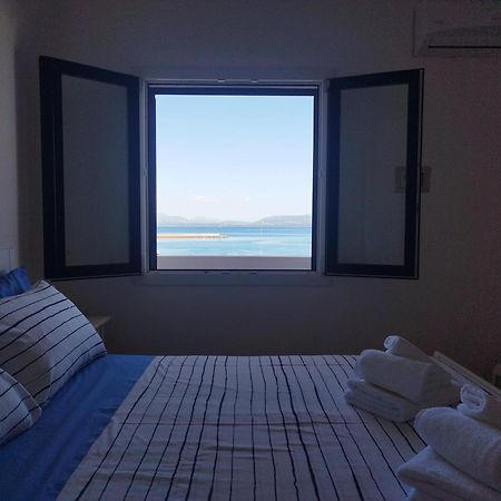 Sky And Sea Apartment Calasetta Luaran gambar
