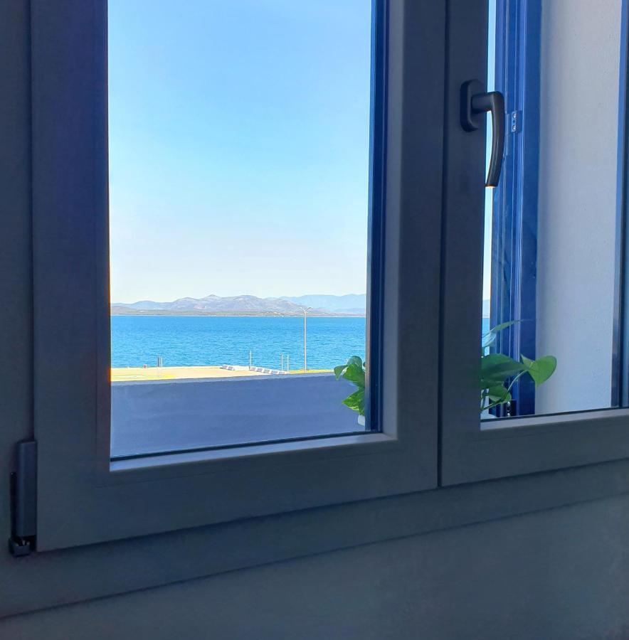 Sky And Sea Apartment Calasetta Luaran gambar