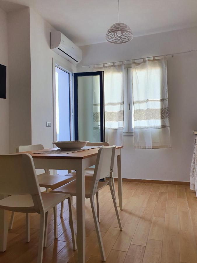Sky And Sea Apartment Calasetta Luaran gambar