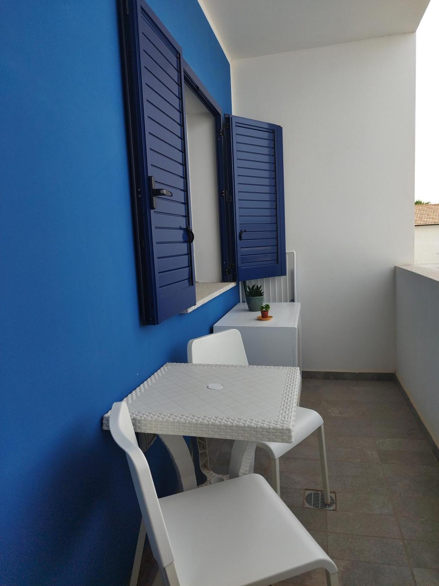 Sky And Sea Apartment Calasetta Luaran gambar